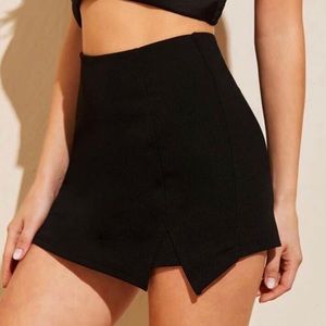 Mini Black Skort